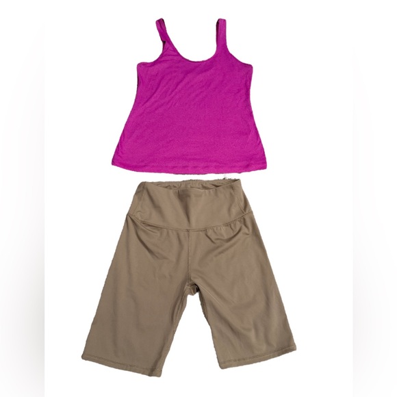 lululemon athletica Pants - Set of Lululemon biker shorts and tank women’s size small/medium.